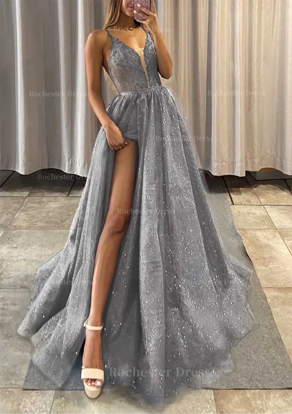 A-line V Neck Spaghetti Straps Long/Floor-Length Tulle Prom Dress With Appliqued Glitter Split Left