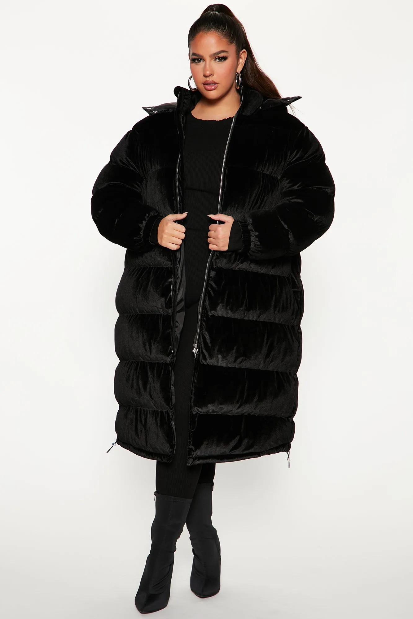 Above Rank Velvet Puffer Coat - Black