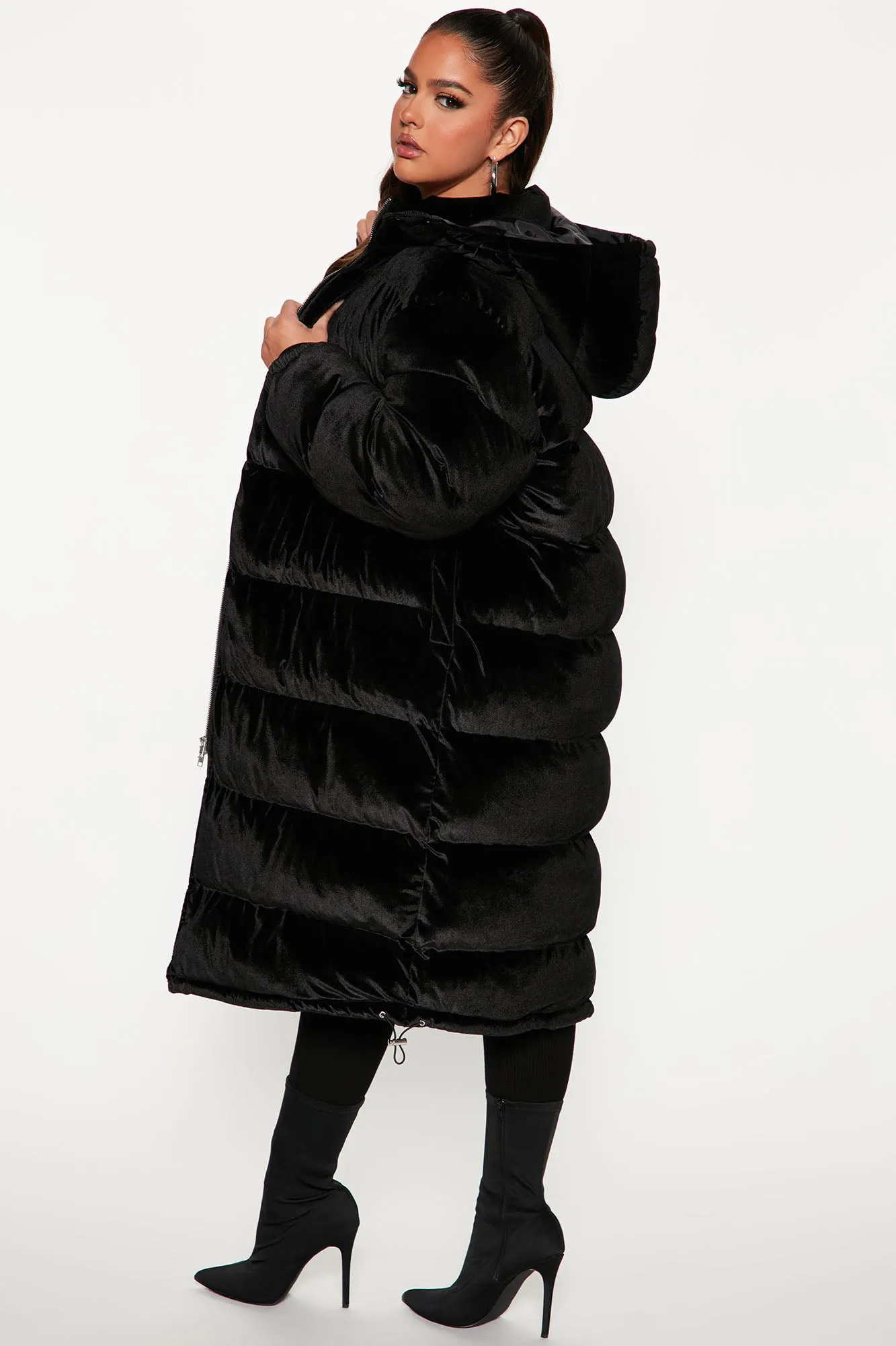 Above Rank Velvet Puffer Coat - Black