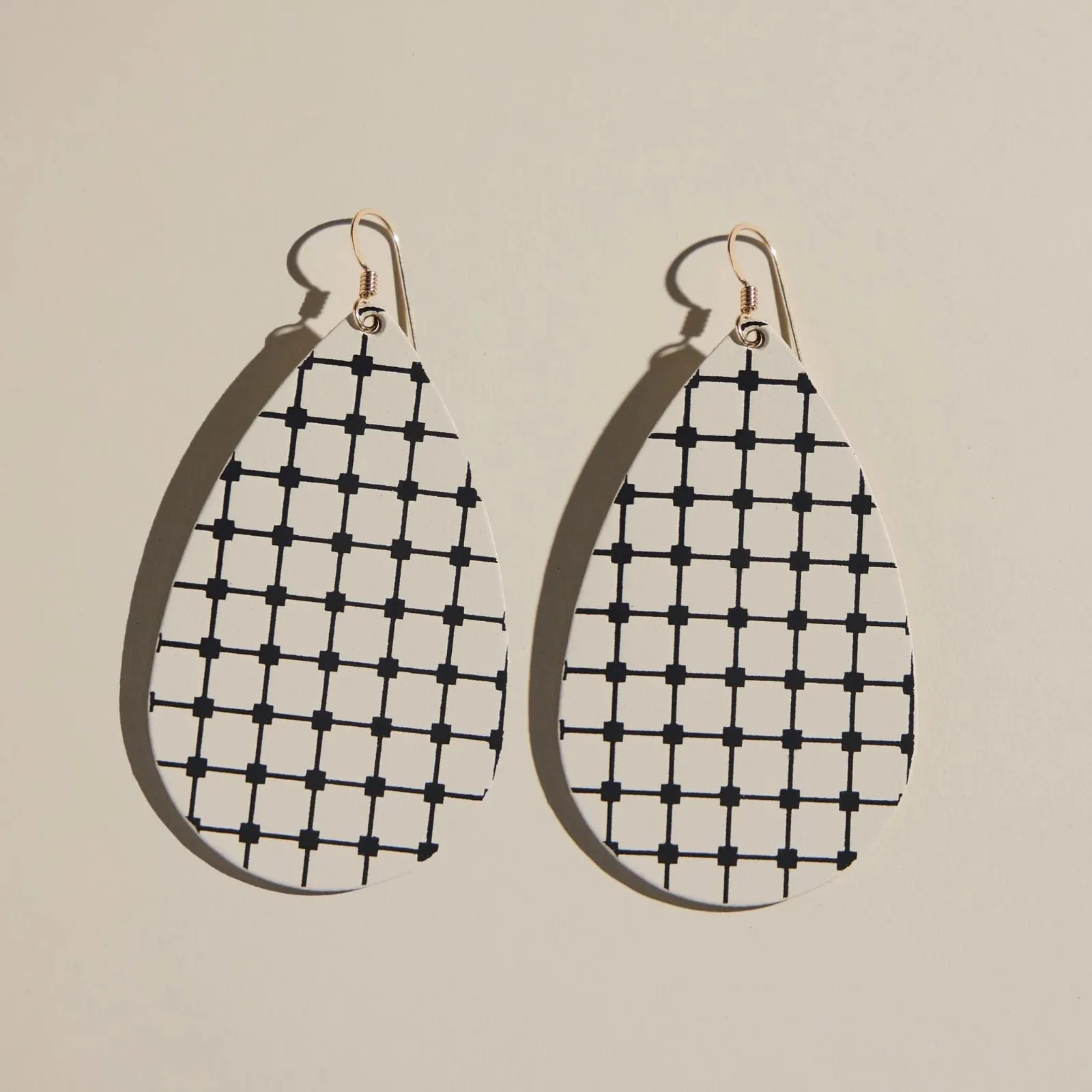 Ecru Quilted Teardrops