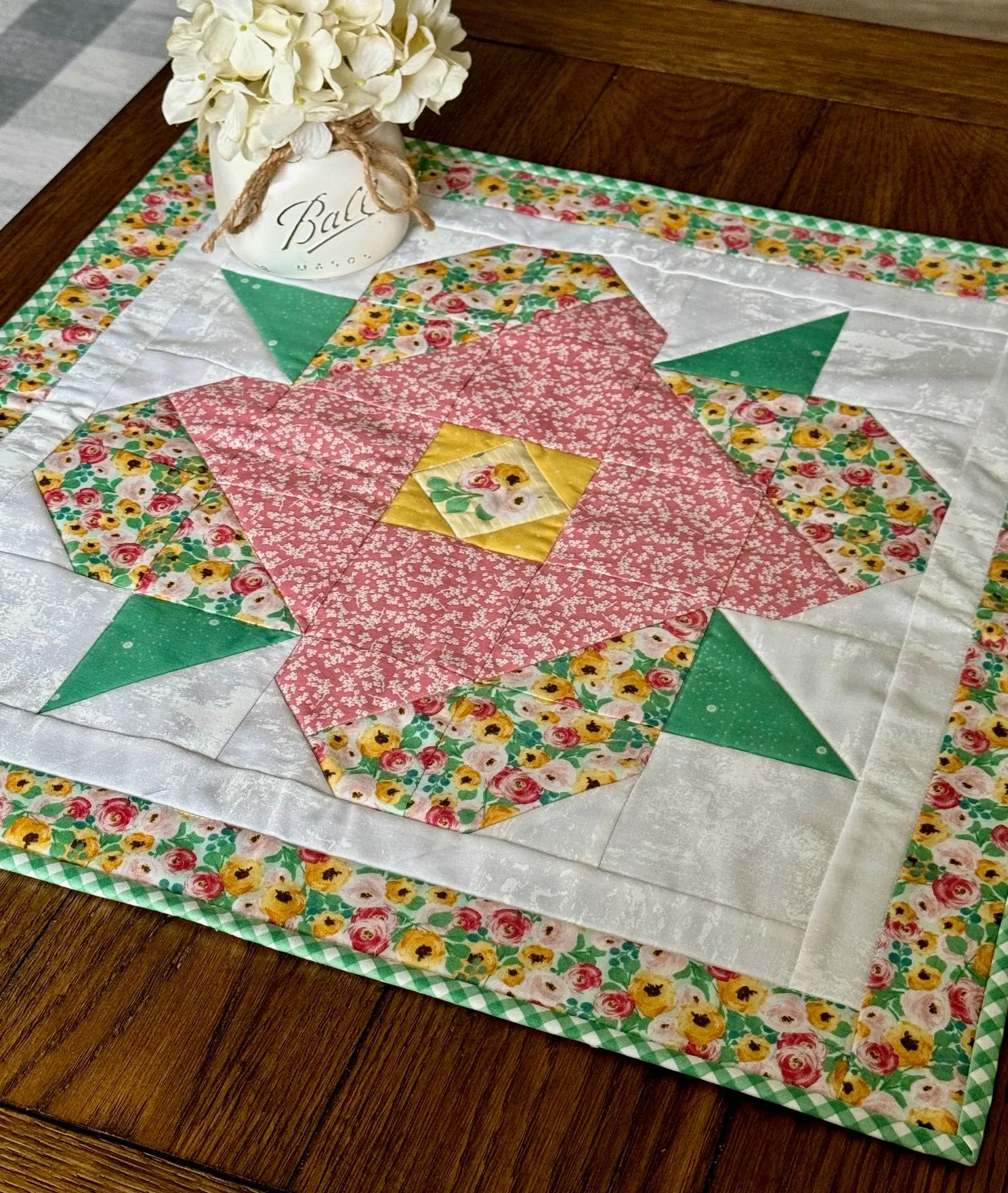 Helpful Heifer Table Topper #43