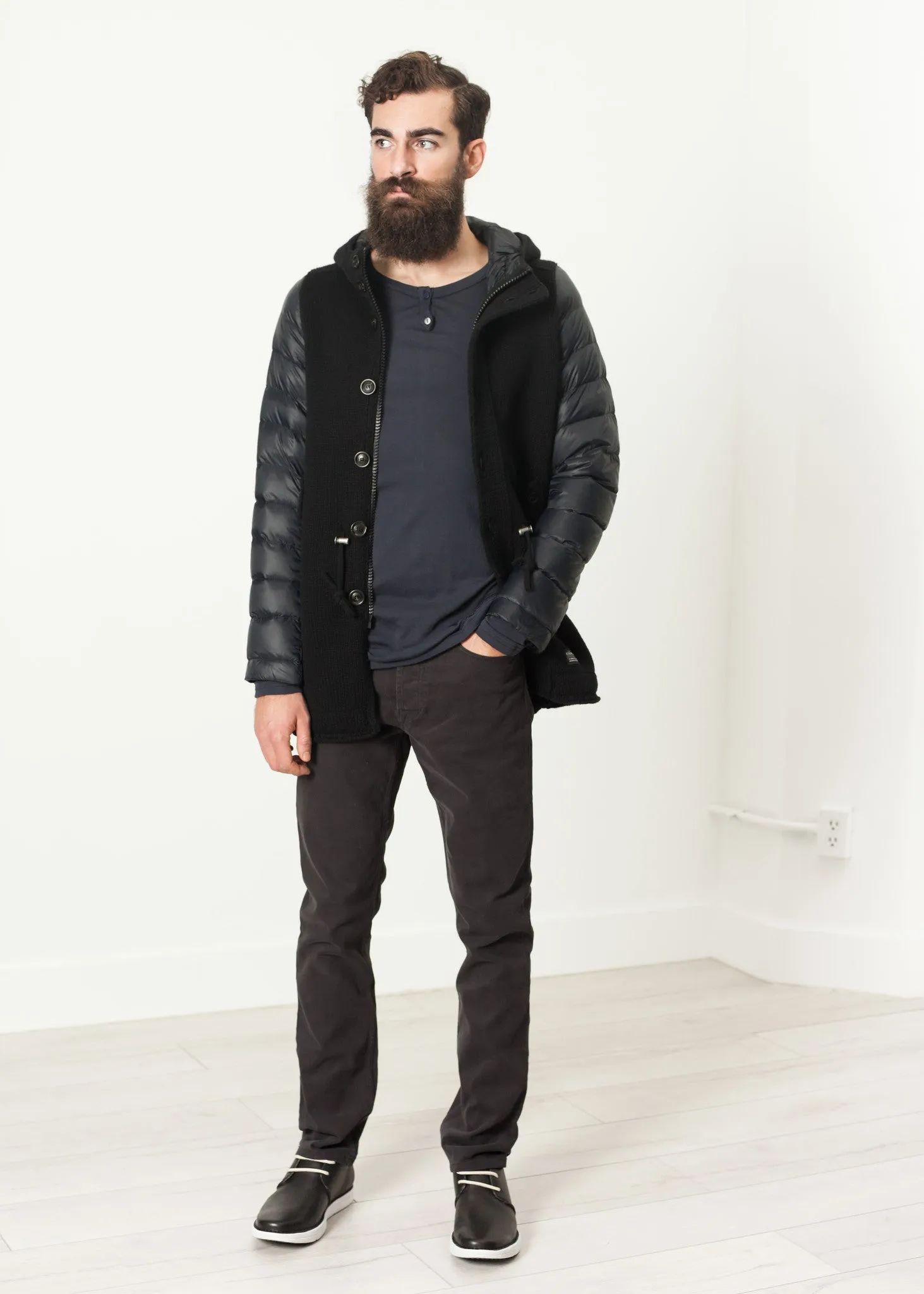 Hooded Parka in Black - A Stylish and Fashionable Choice