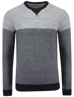 Le Shark  Hoy Black jumper