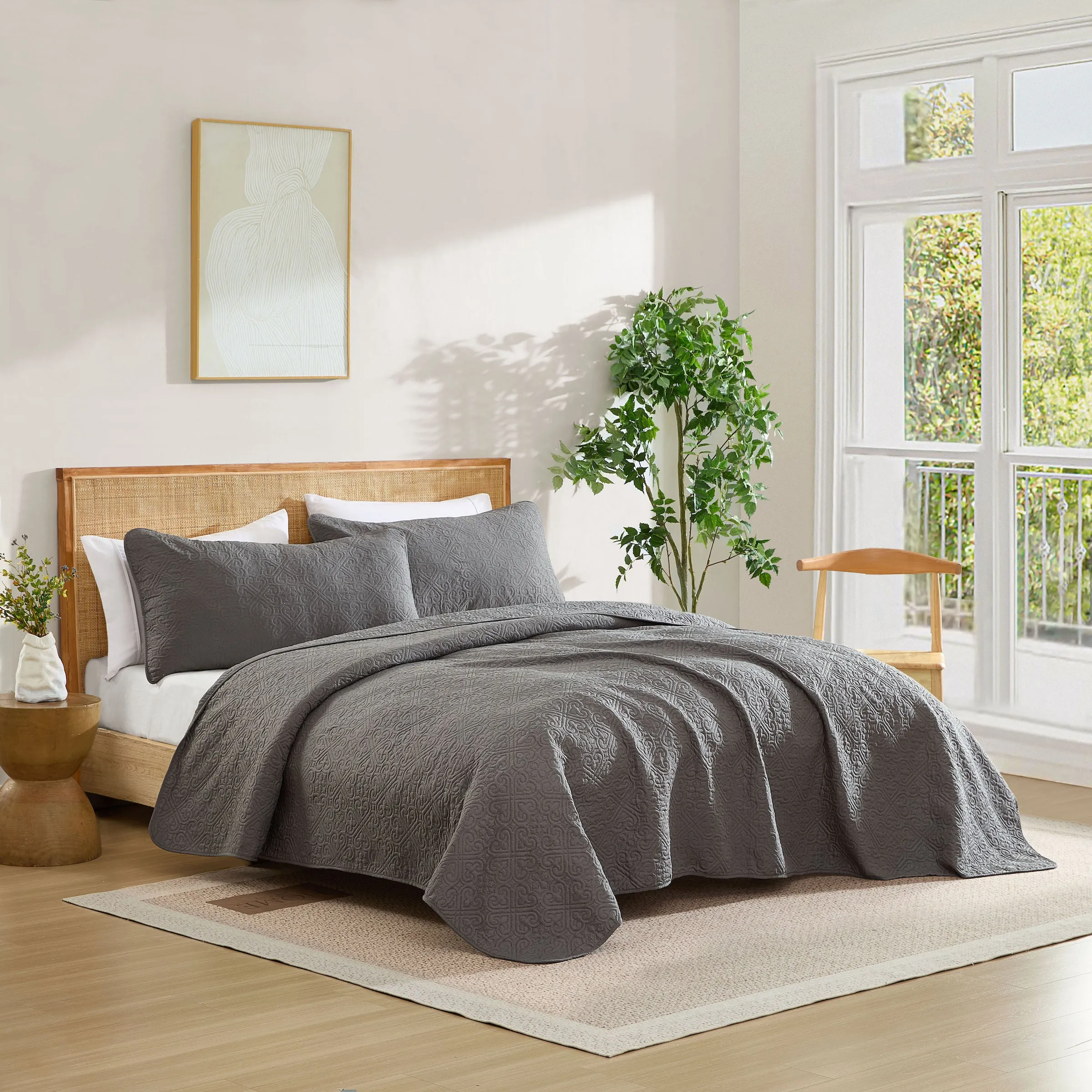 Lorenzo - 3 Piece Quilt Set, Lightweight Bedspread Coverlet Set