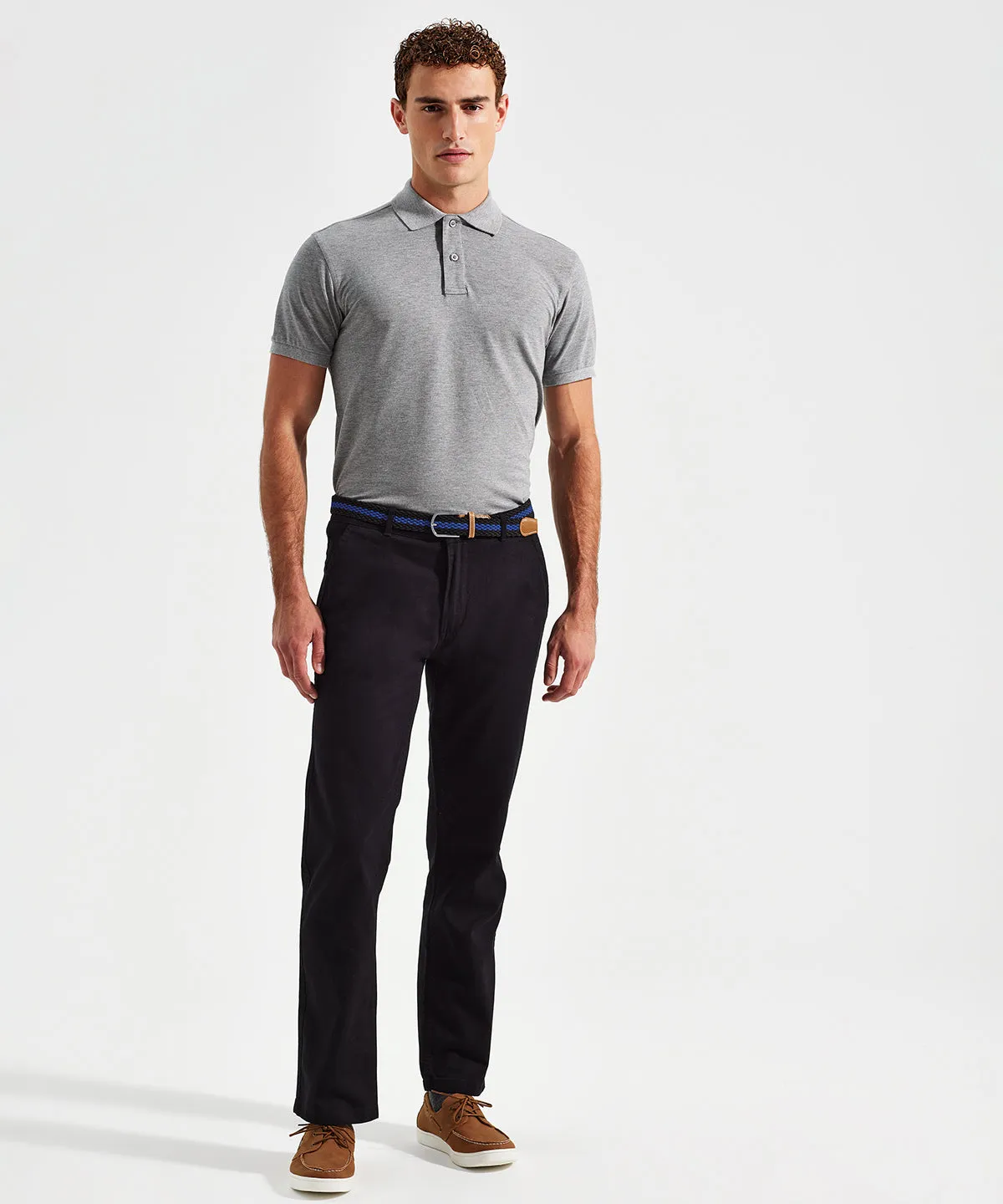 Mens Classic fit chinos | Natural