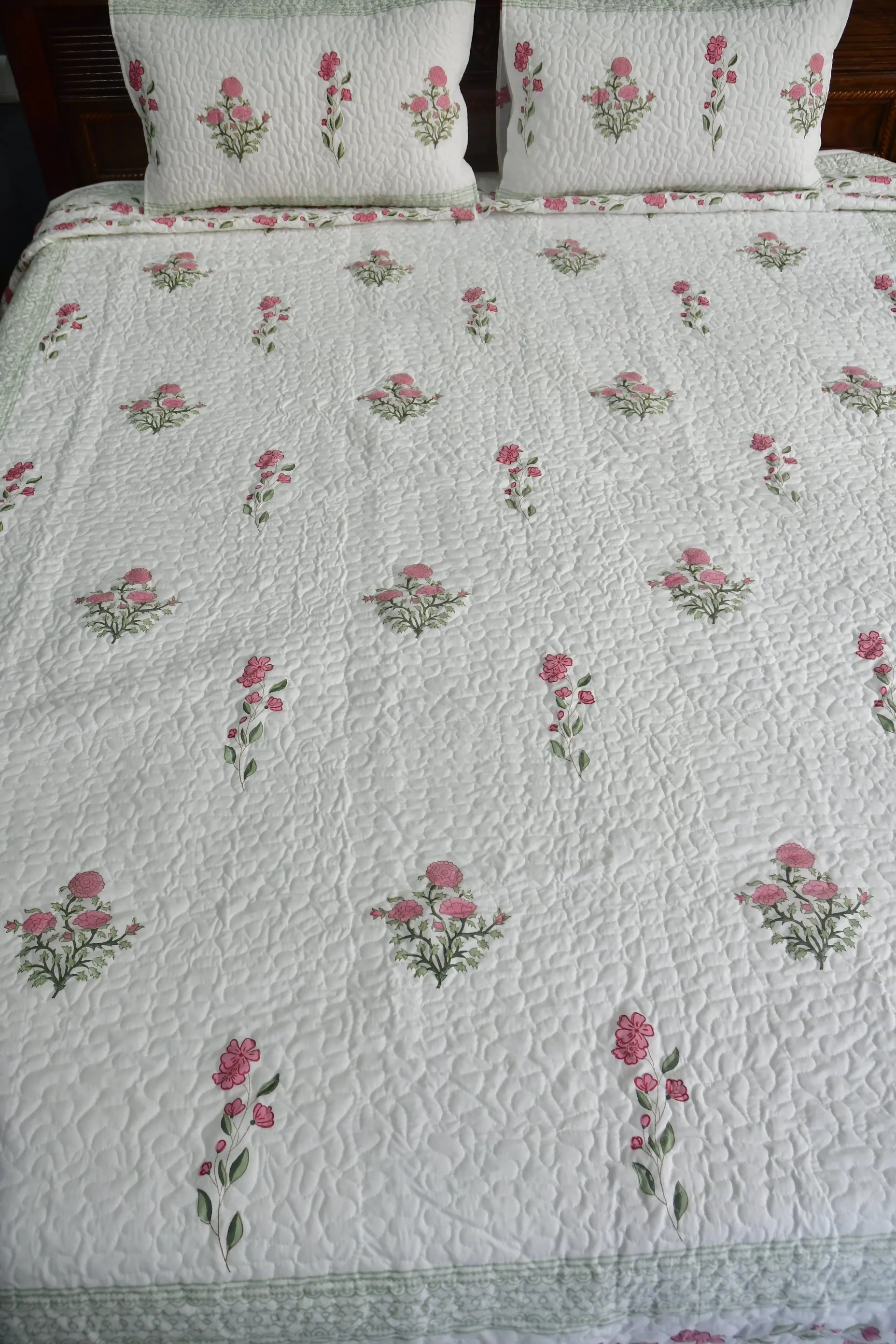 Pink Gulshan Quilted Bedcover