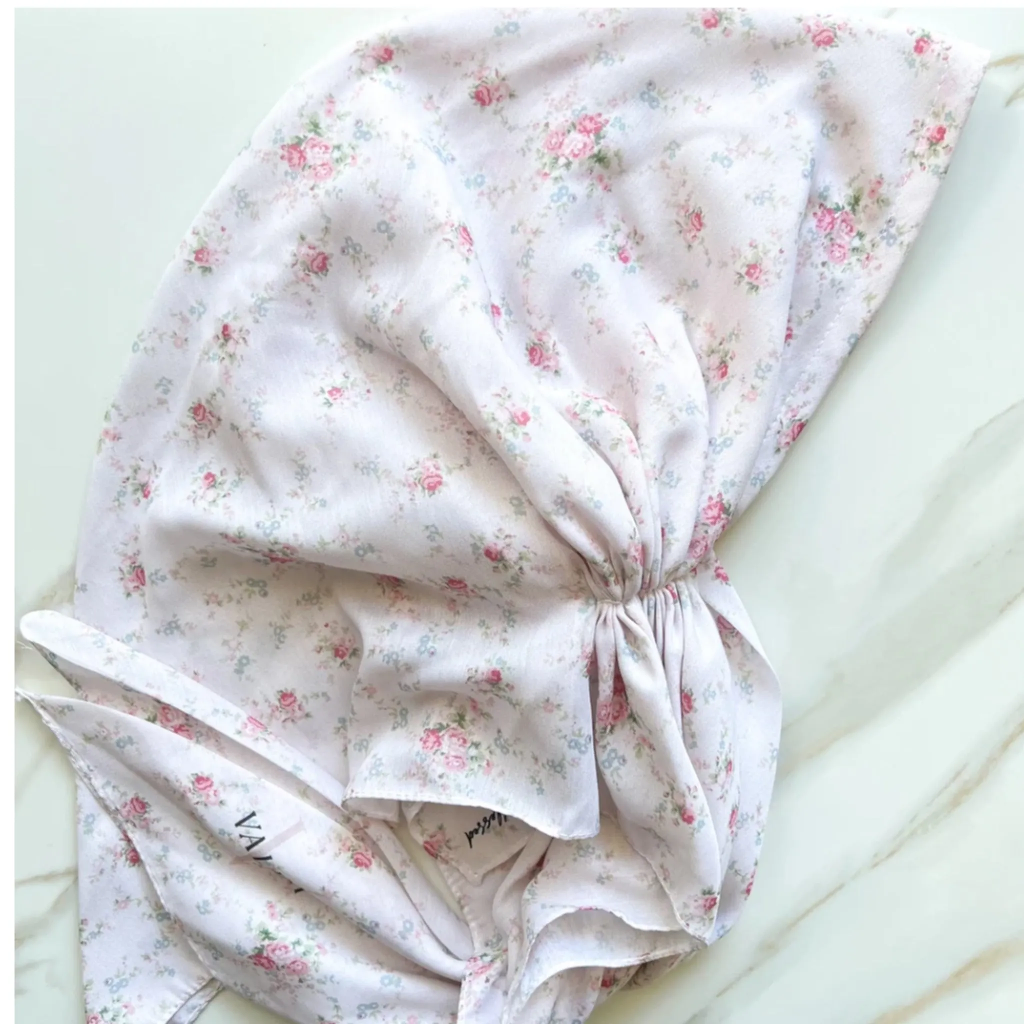 Rosie Headscarf by Valeri Many Styles