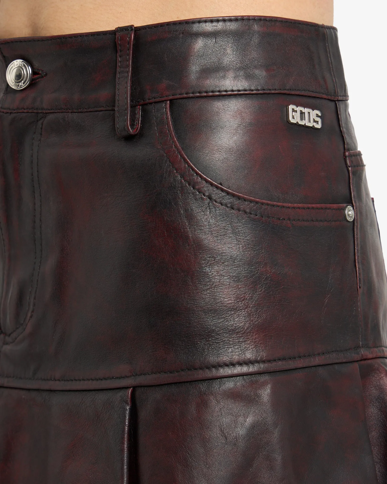 Rub-Off Leather Pleated Mini Skirt