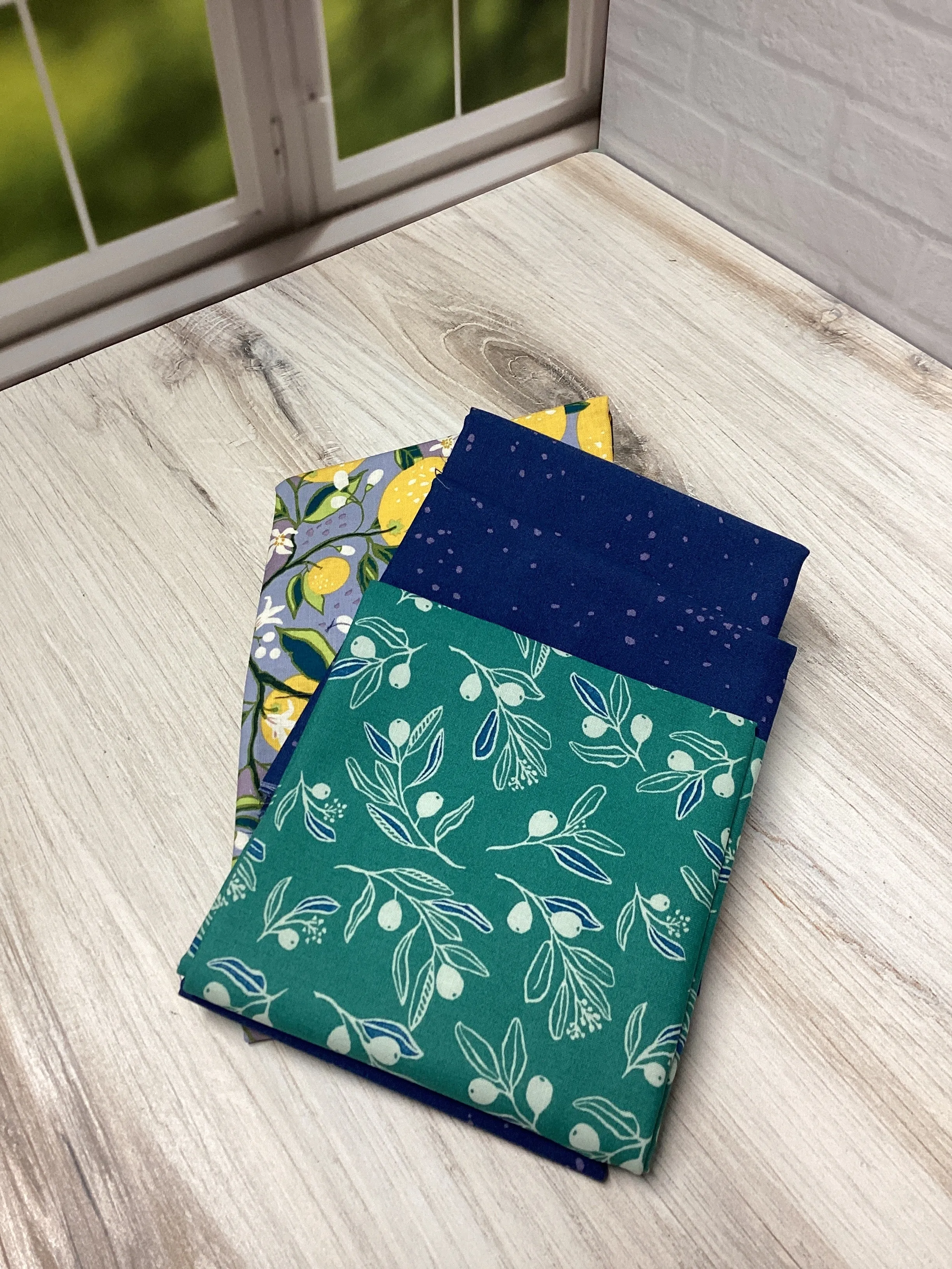Ruffle or Paisley Placemat Kit