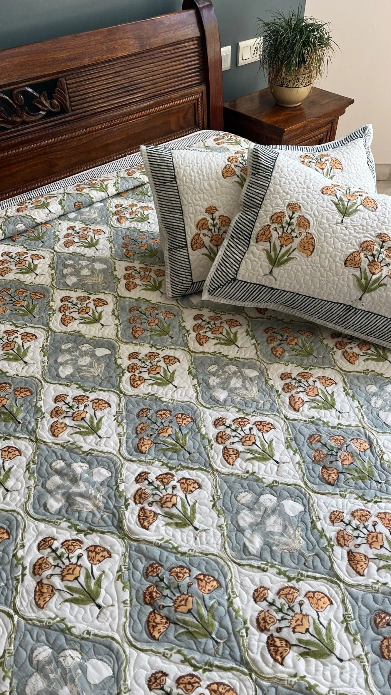 Saffron Blooms Quilted Bedcover : Sunshine Dreams