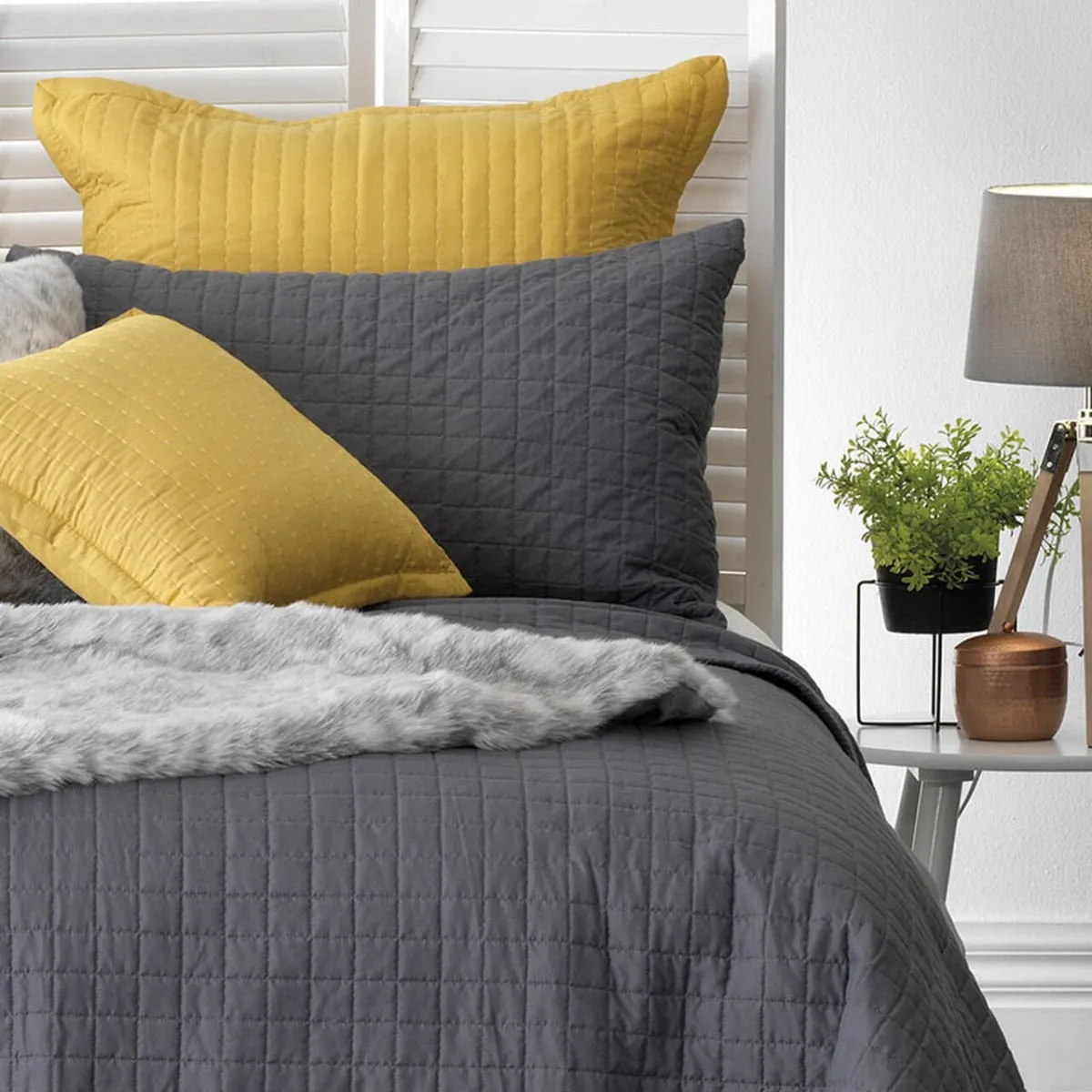 Smithfield Charcoal Bedspread Set by Bianca
