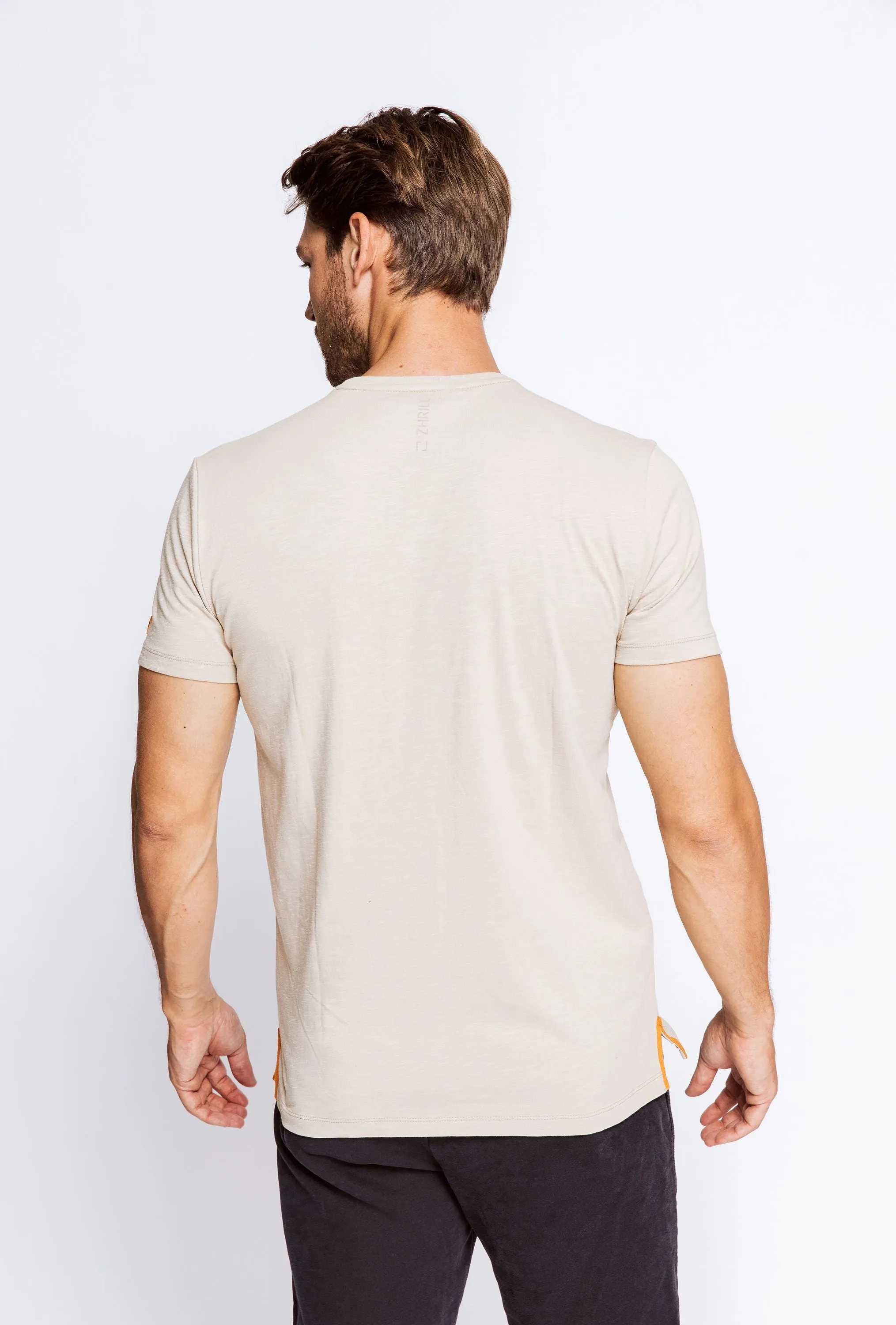 T-Shirt TILL in Sand - Zhrill Man