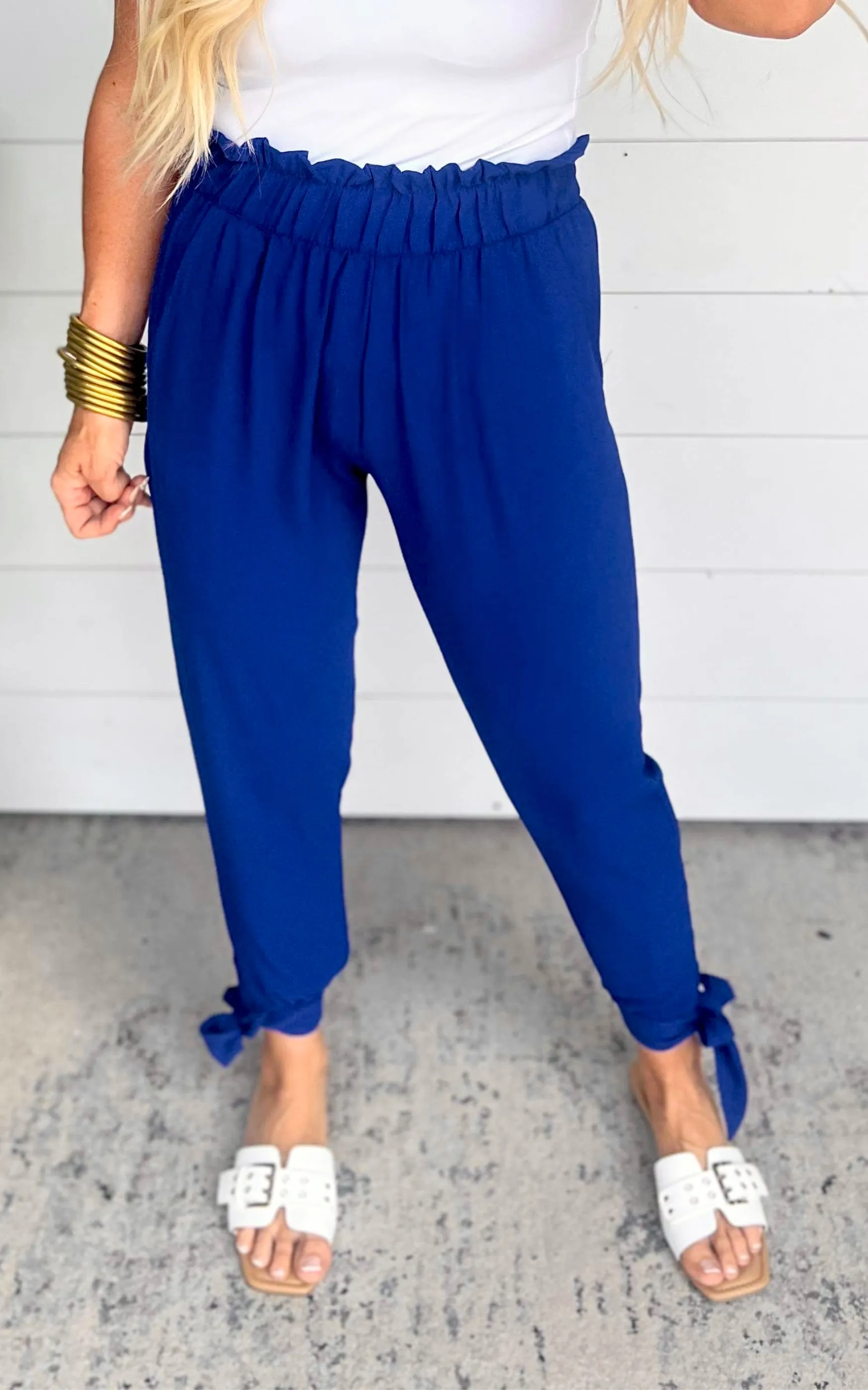 Textured Solid Ruffle Waist Ankle Pants | FINAL SALE