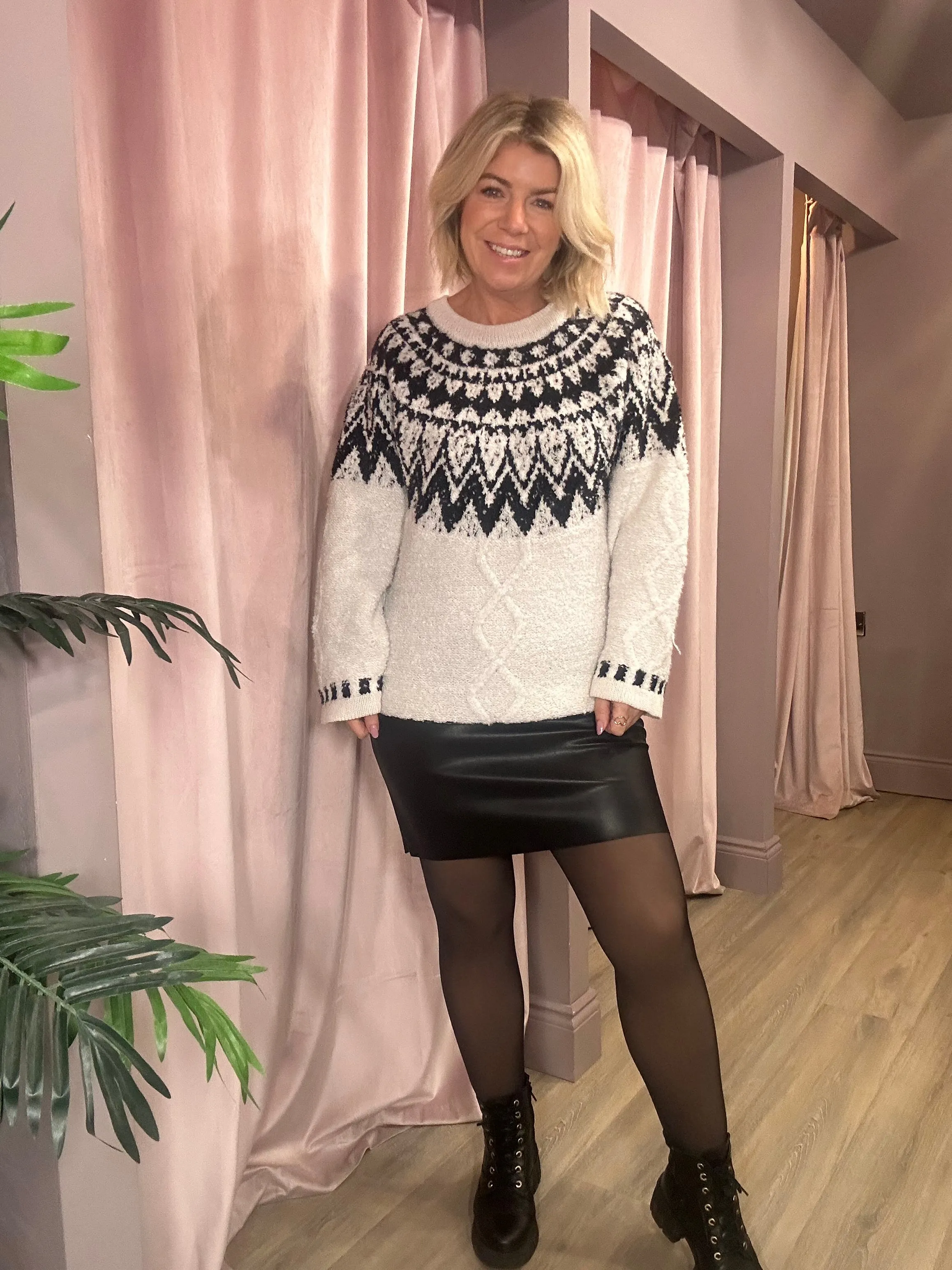 Tola Knit Jumper (White Sand/Black)