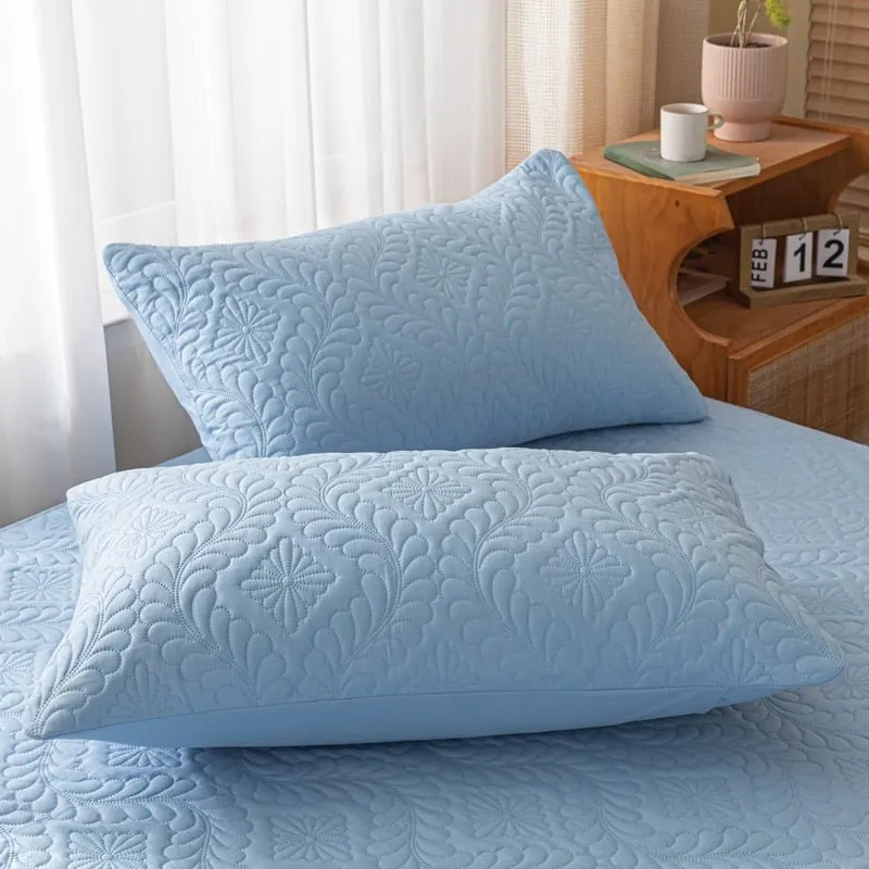 Waterproof Quilted Pillowcase - Solid Color