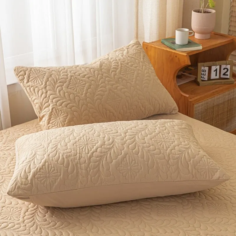 Waterproof Quilted Pillowcase - Solid Color
