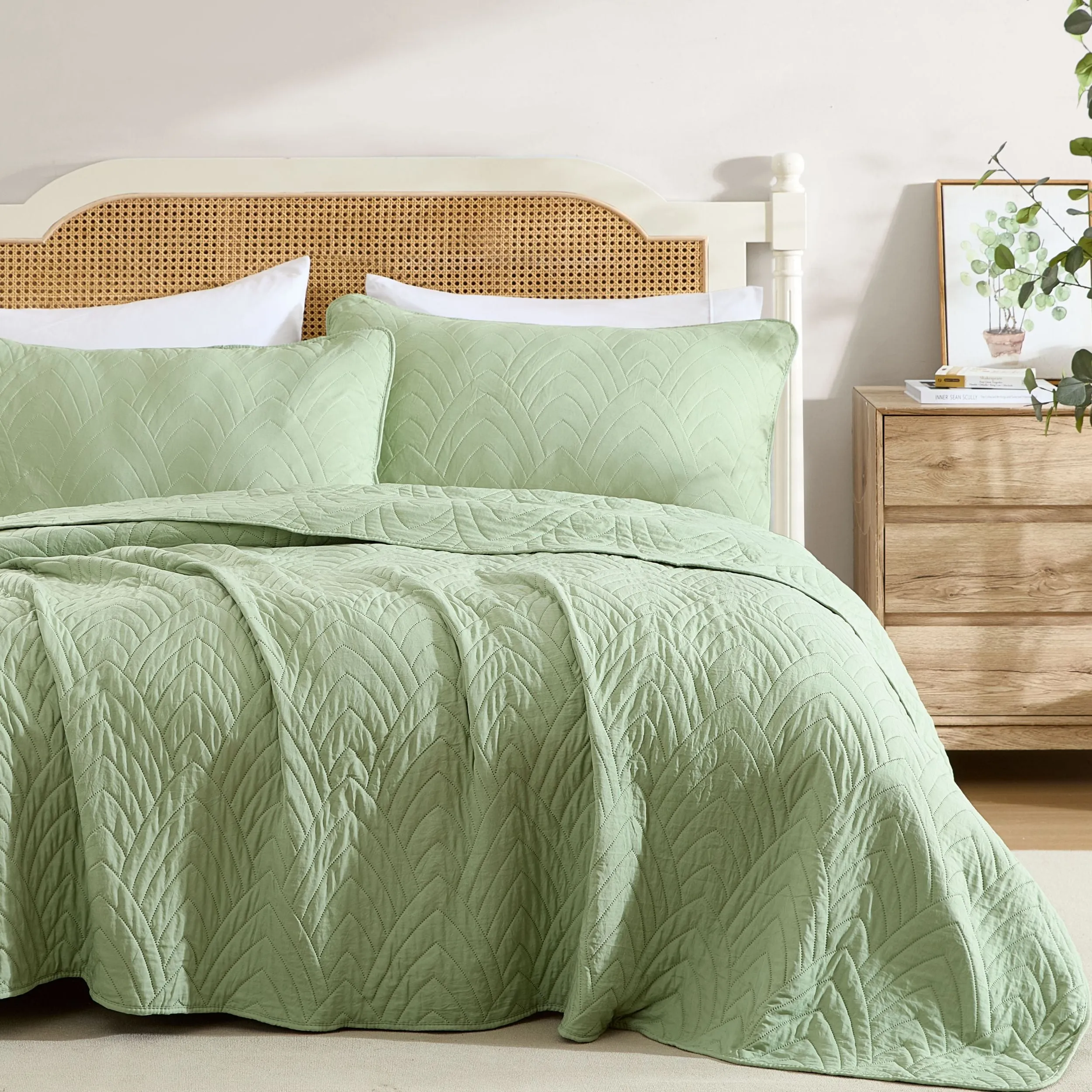 Weston - 3 Piece Quilt Set, Lightweight Bedspread Coverlet Set