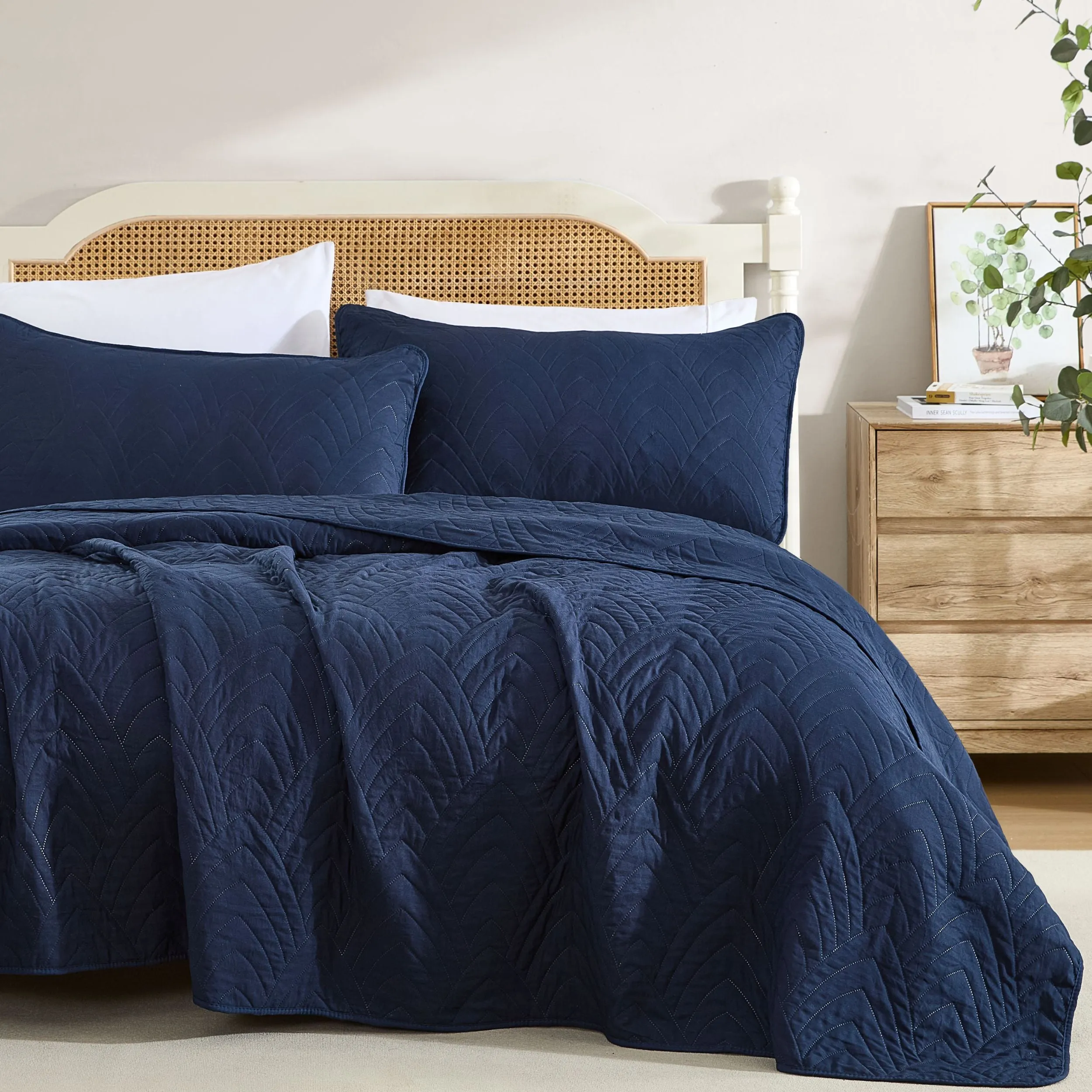 Weston - 3 Piece Quilt Set, Lightweight Bedspread Coverlet Set
