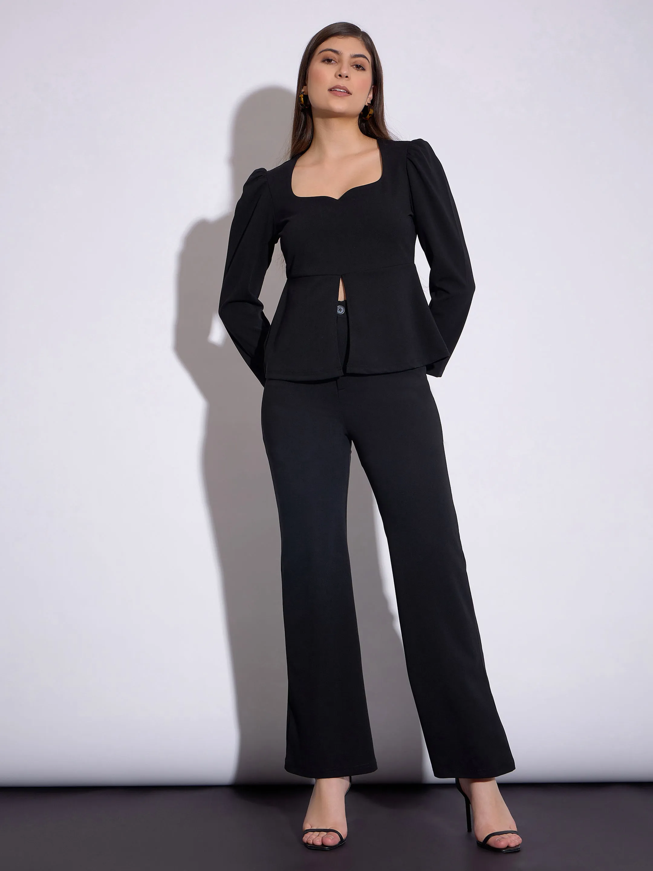Women Black Sweetheart Neck Peplum Top