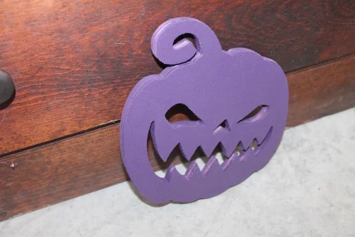 Wooden Jack o lantern Pumpkin Spooky Yard Cut out  Sign Pumpkin Rustic Yard Fall Autumn Decoration Prop Giftable Halloween Purple Face